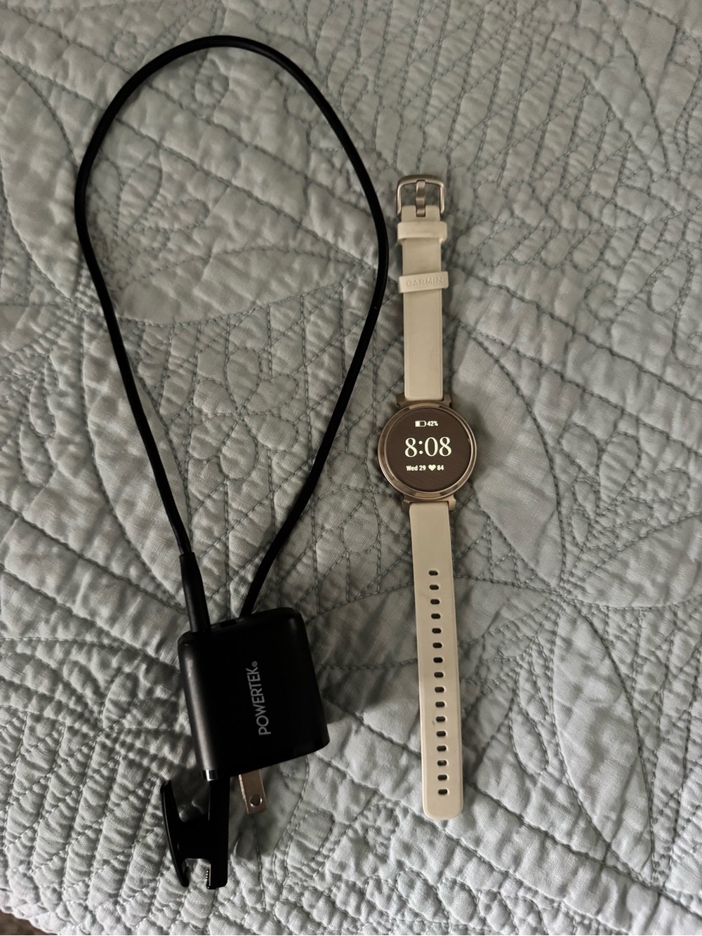 Garmin Lily 2 Round Smartwatch wSilicone Band